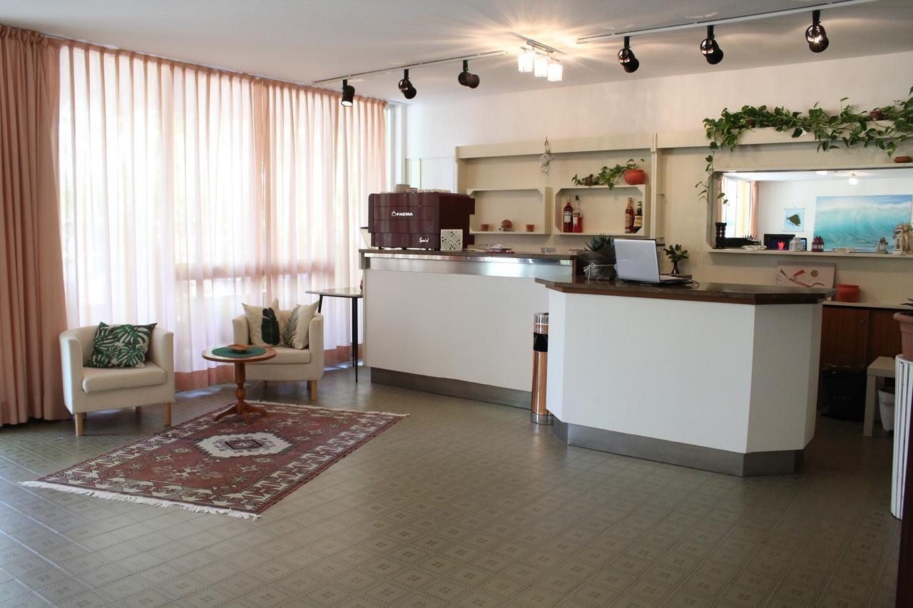 Hotel Sara*** Cesenatico Exterior photo